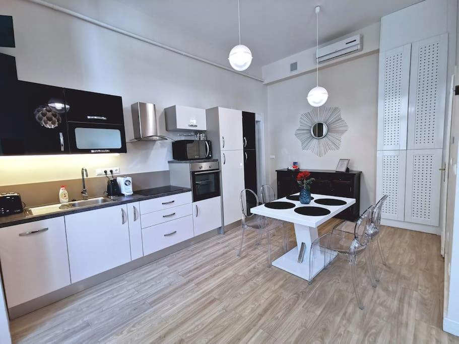 Luxury Apartment Near Astoria With Ac 布达佩斯 外观 照片